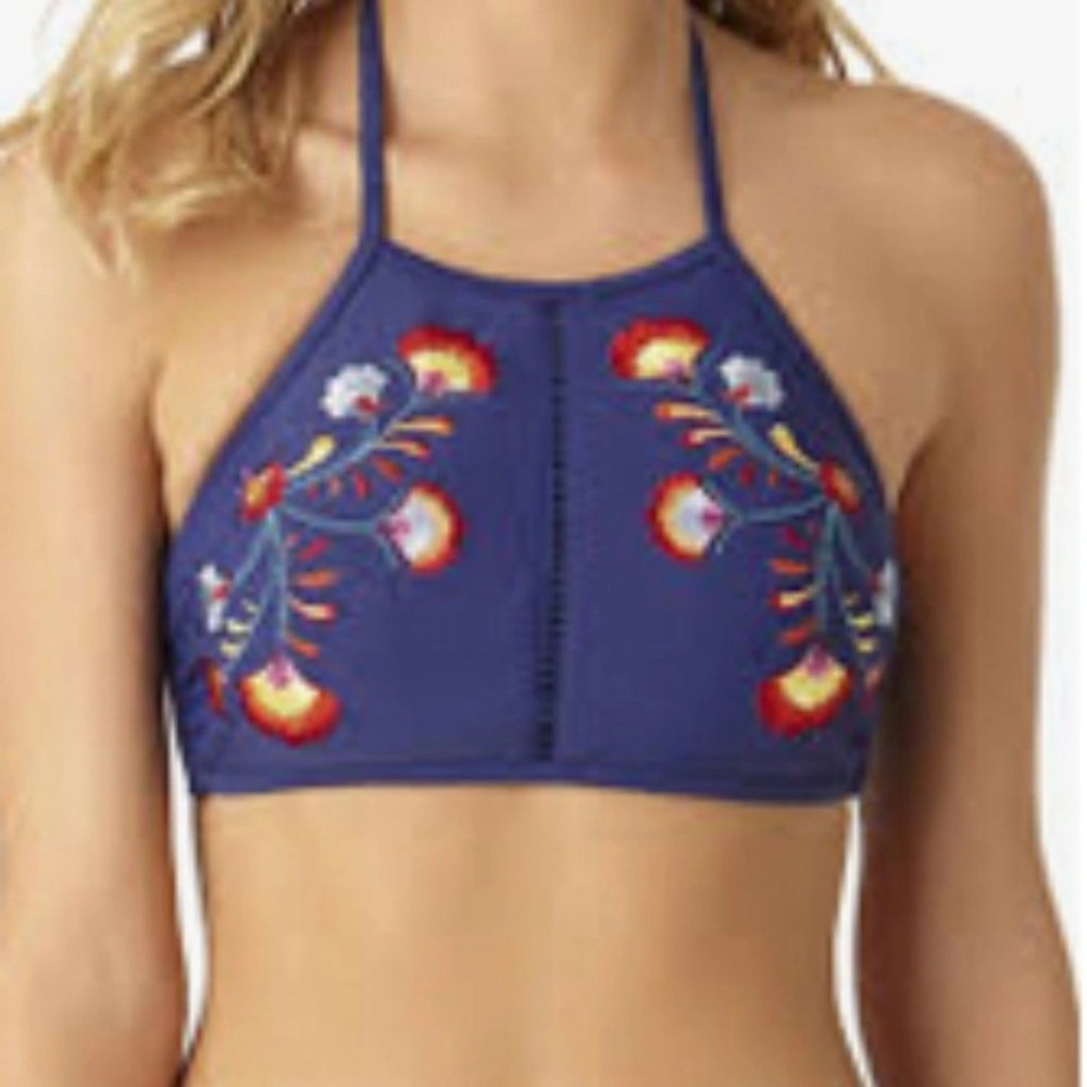 NWT Time and Tru Bikini top Size M